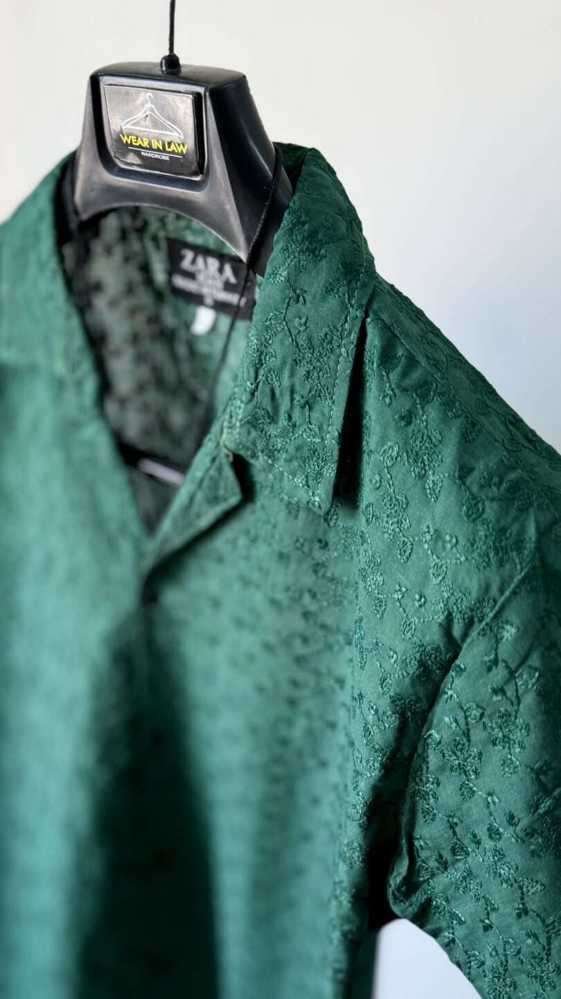 Embossed kai-green chickan kari shirt - Image 2