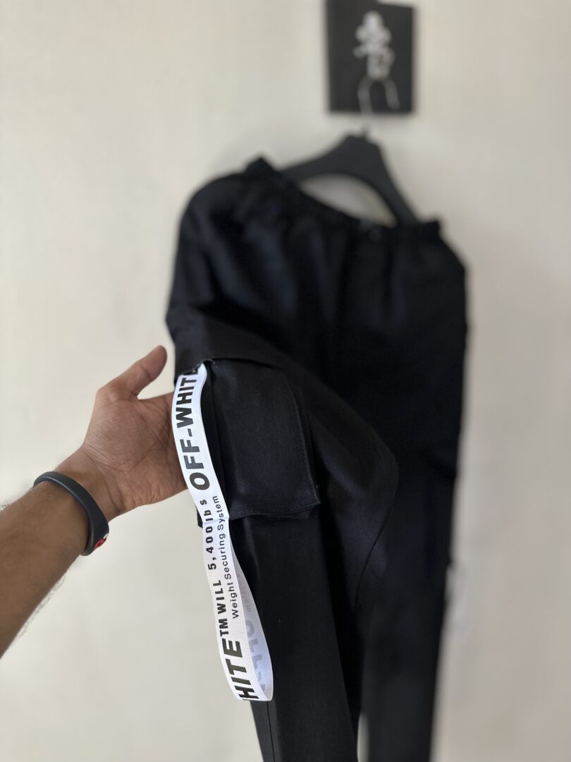 Men's off-white strip cargo pant - Image 2