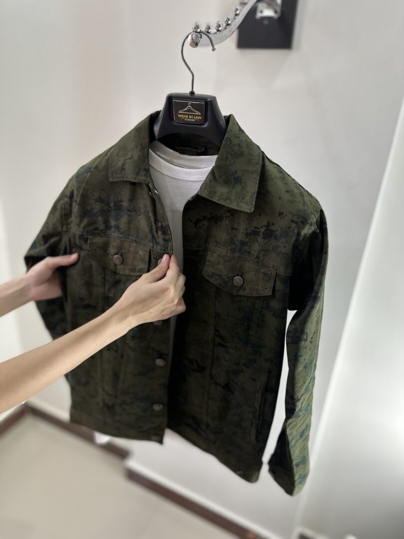 Camo green denim jacket - Image 2