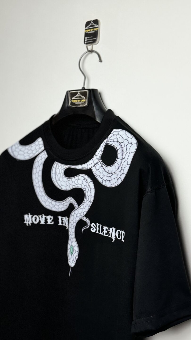 Move in silence oversized tee - Image 3