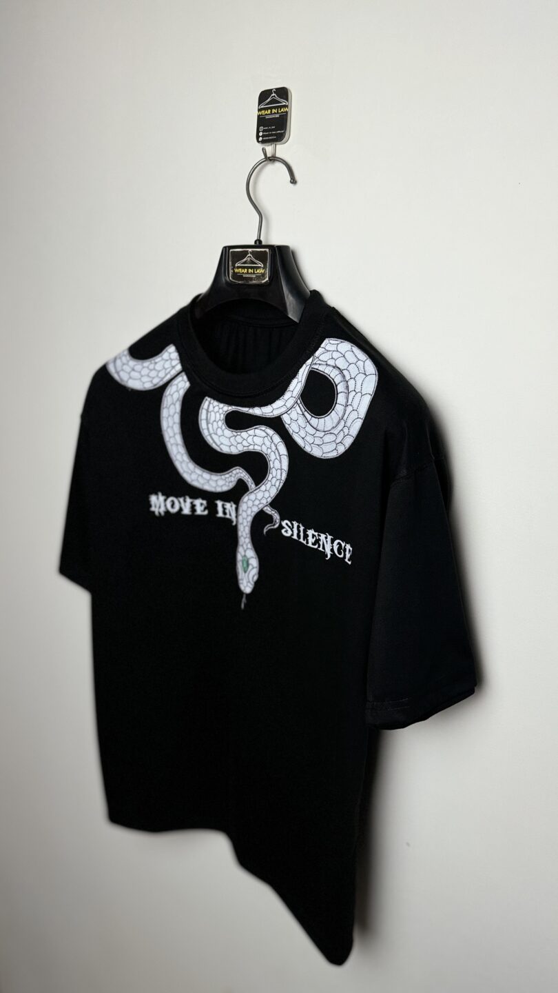 Move in silence oversized tee - Image 4